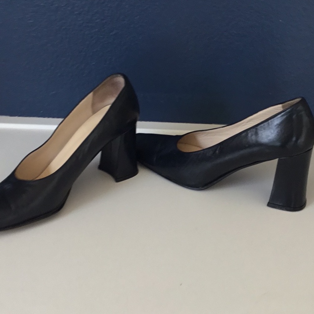 Shoes - Picture 2 of 4